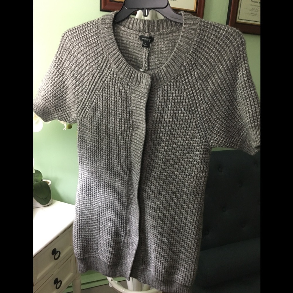 Sale 🔥🔥Ann Taylor new without tag cardigan